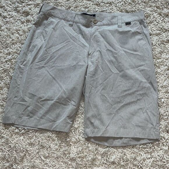 Travis Mathew Other - Travis Mathew Golf Shorts Men's 33 Polyester Blend Stretch Tan